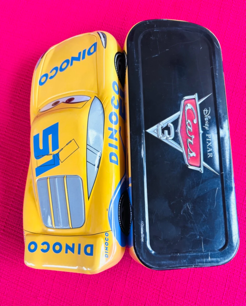 Caja de metal, estuche Dinocco Cruz Ramirez Cars Disney Pixar – photo 9